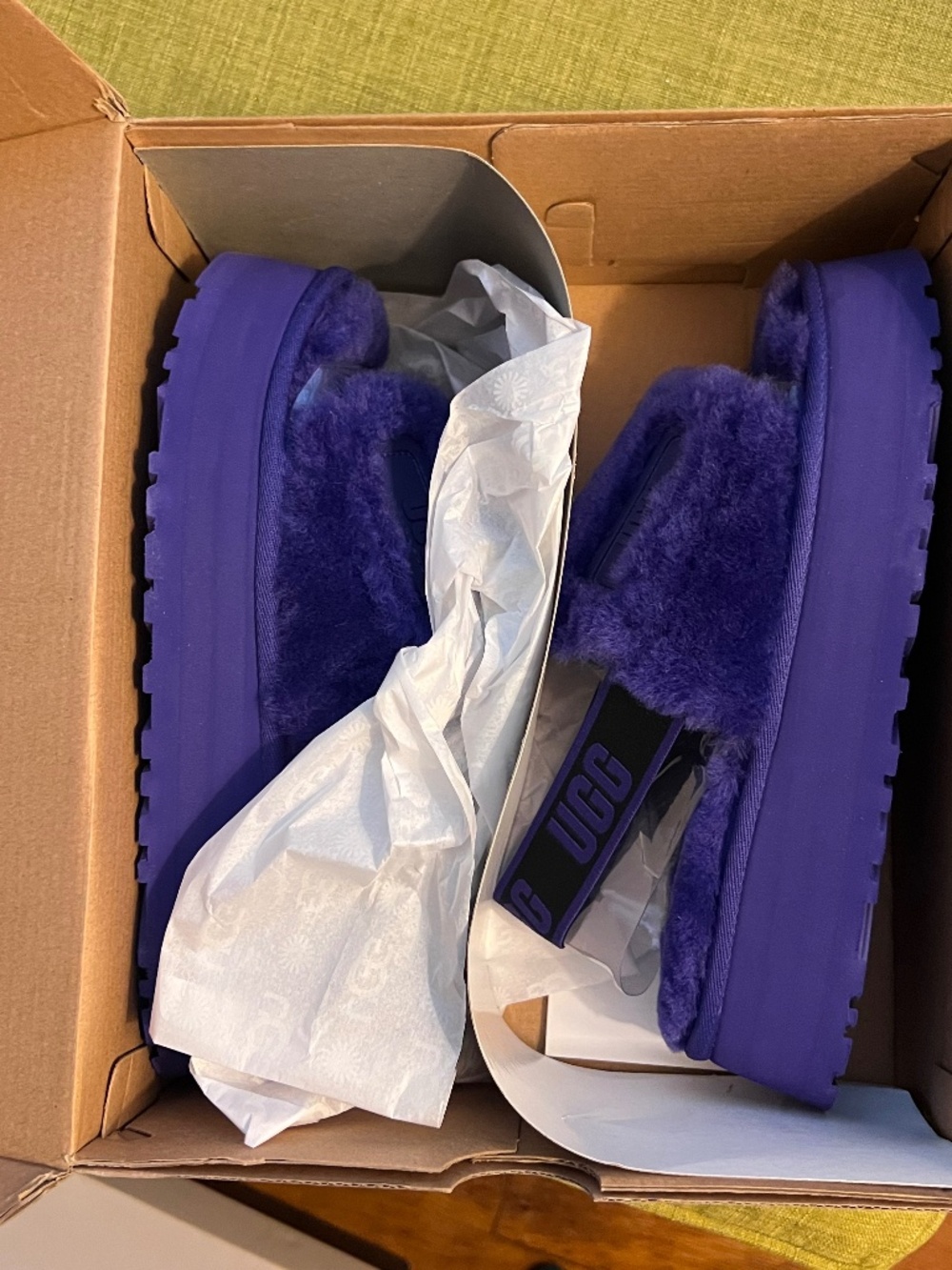 Ugg Slides